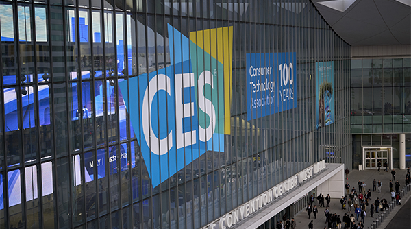 CES 2025:AI驱动消费电子领域“输入”与“输出”双向变革